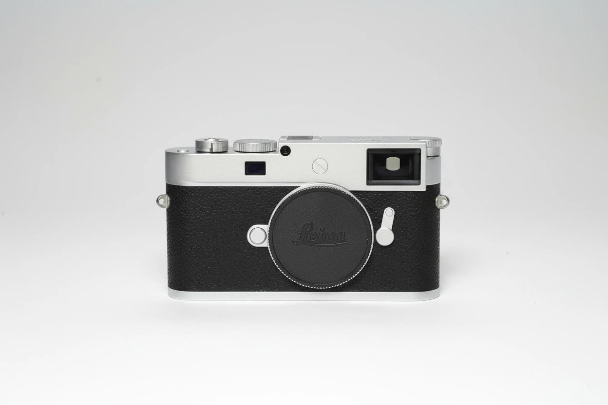 Camera telemetro digital Leica M11-P prata cromada 20214 camera black