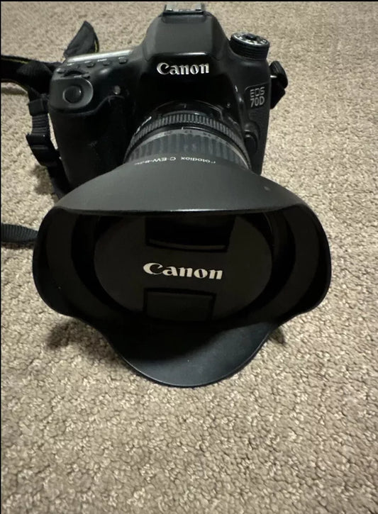 canon 70d with lens 10-22 camera black